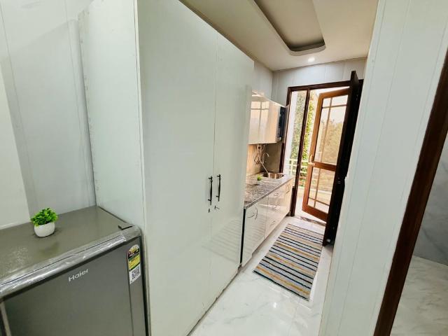 Rental | 4 BHK + 2700 Sq.Ft. Apartment in DLF Westend Heights