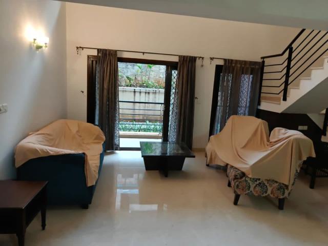 Rental | 4 BHK 2700 Sq.Ft. Apartment in Embassy Habitat