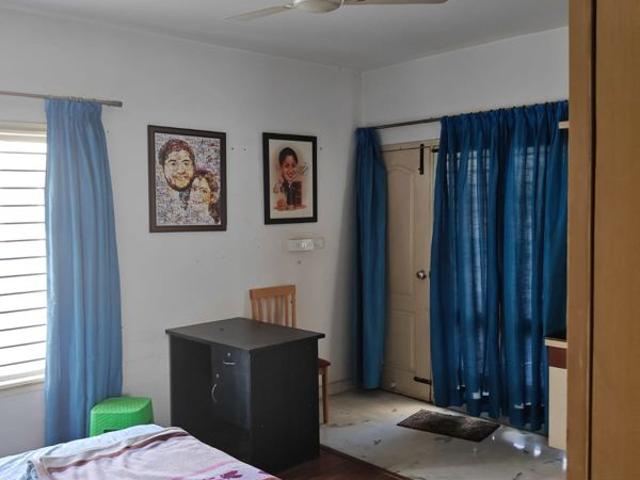Rental | 4 BHK 2832 Sq.Ft. Apartment in Golden Paradise