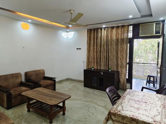 Rental | 4 BHK 300 Sq.Ft. Apartment in Sukhdev Vihar