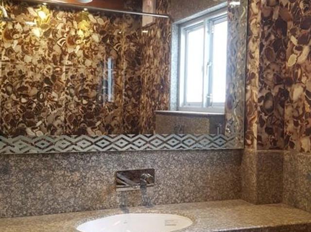Rental | 4 BHK 300 Sq.Yd. Apartment in Swati Apartments