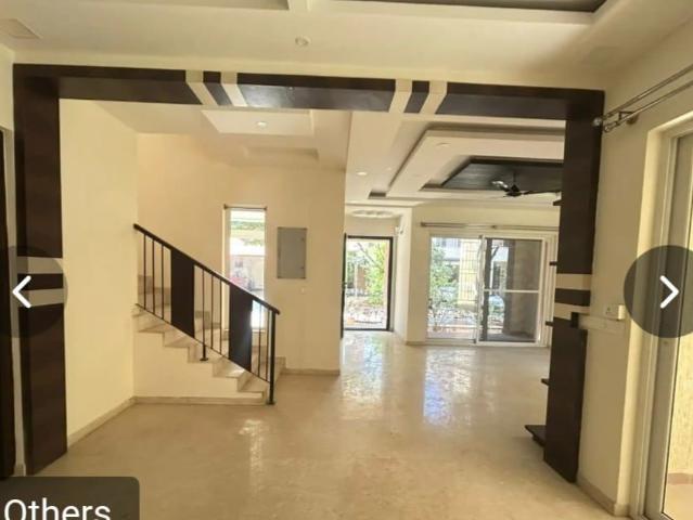 Rental | 4 BHK 3115 Sq.Ft. Villa in Prestige Mayberry
