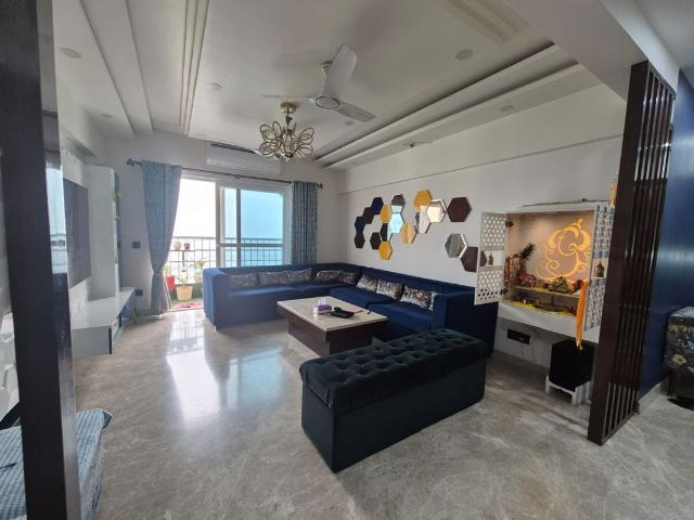 Rental | 4 BHK + 3300 Sq.Ft. Apartment in Prateek Edifice