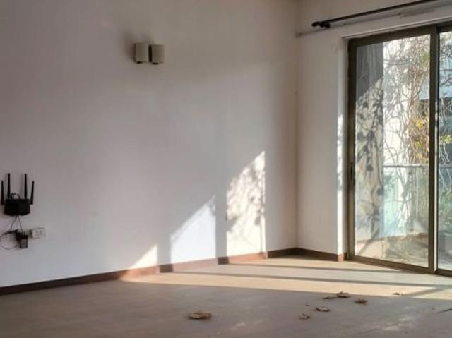 Rental | 4 BHK + 3300 Sq.Ft. Apartment in Tata Primanti Executive Apartments