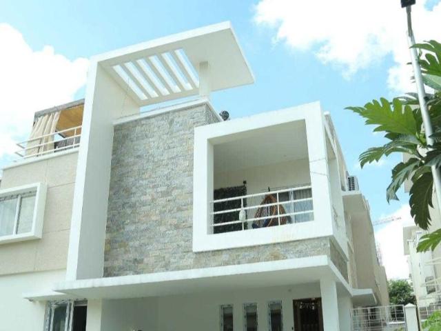 Rental | 4 BHK 3500 Sq.Ft. Villa in Manjeera Purple Town