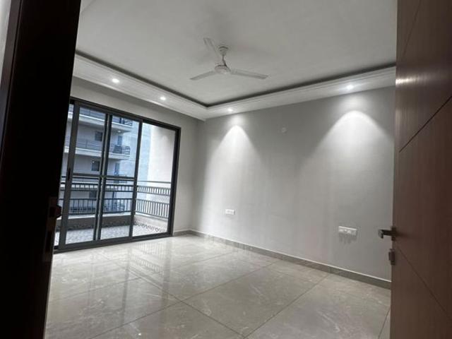 Rental | 4 BHK + 3500 Sq.Ft. Apartment in Noble Callista