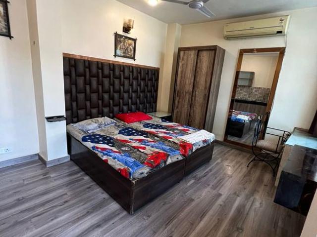 Rental | 4 BHK 350 Sq.Yd. Apartment in Jawahar Nagar