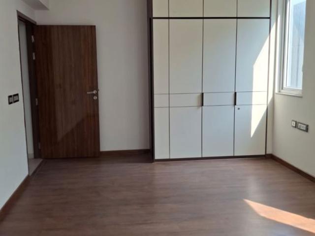 Rental | 4 BHK + 360 Sq.Yd. Apartment in Rosemary Palm Floors