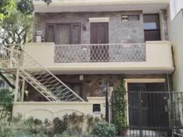 Rental | 4 BHK + 4000 Sq.Ft. Villa in DLF Imperial Residences