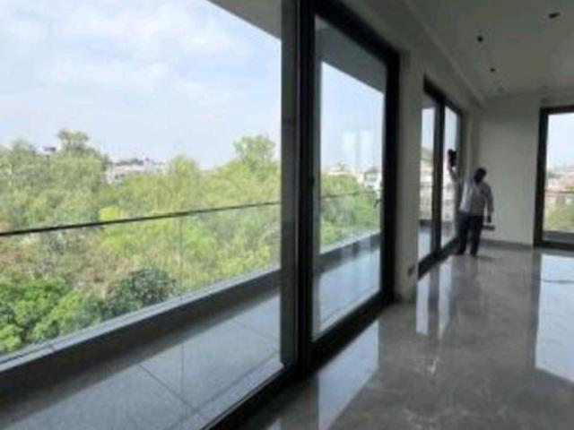 Rental | 4 BHK 400 Sq.Yd. Villa in Chattarpur