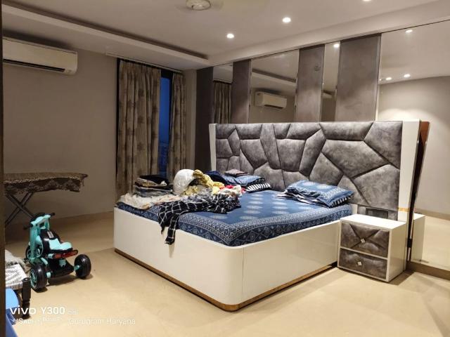Rental | 4 BHK 412 Sq.Yd. Apartment in Sushant Lok I
