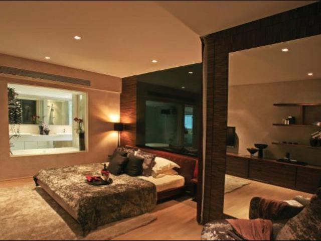 Rental | 4 BHK + 4200 Sq.Ft. Apartment in Waterfront Condominiums
