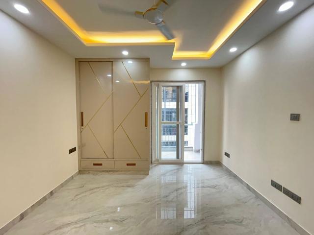 Rental | 4 BHK 4500 Sq.Ft. Apartment in Safdarjung Enclave