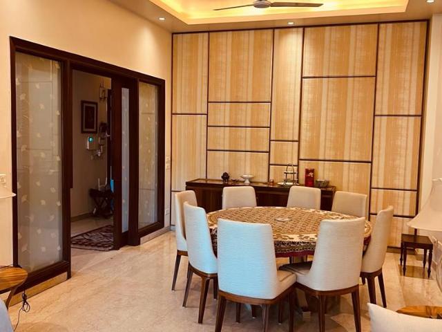 Rental | 4 BHK 4500 Sq.Ft. Apartment in Panchsheel Park