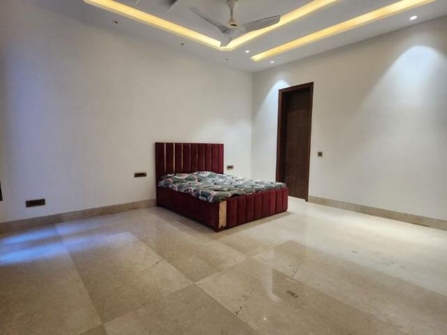 Rental | 4 BHK + 4600 Sq.Ft. Independent House in Sainik Farm