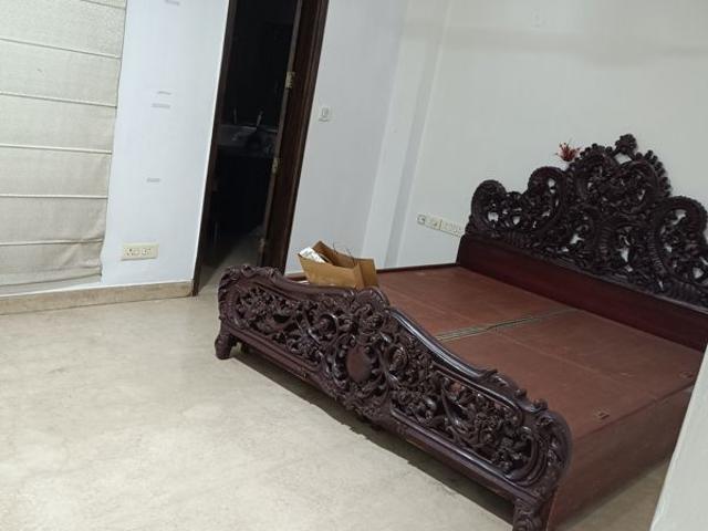 Rental | 4 BHK + 505 Sq.Yd. Independent House in New Friends Colony