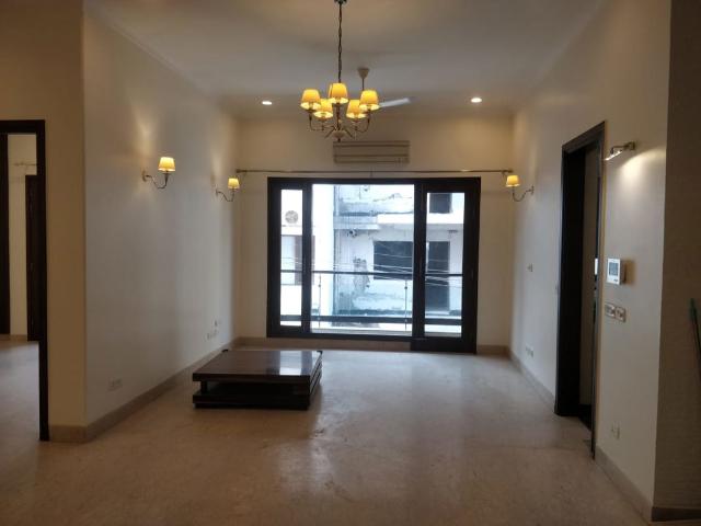 Rental | 4 BHK 5000 Sq.Ft. Apartment in Defence Colony
