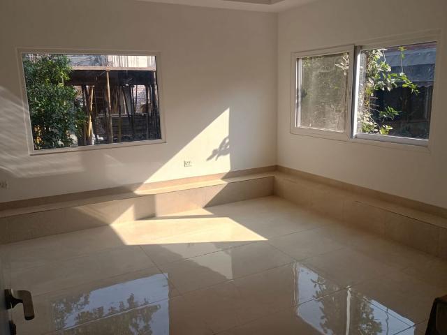 Rental | 4 BHK 500 Sq.Yd. Apartment in Panchsheel Park