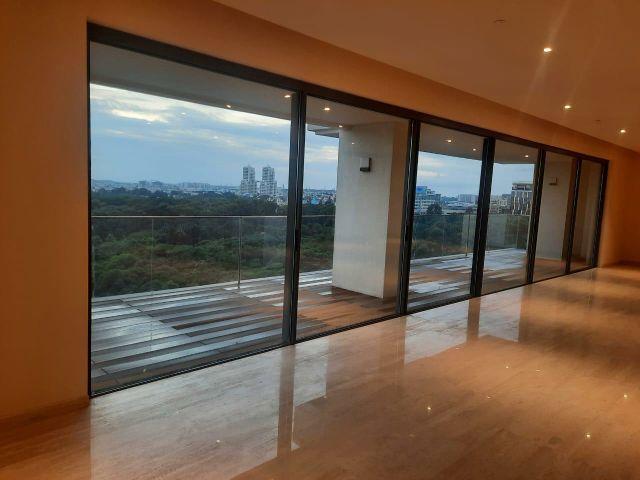 Rental | 4 BHK + 5422 Sq.Ft. Apartment in Mantri Altius