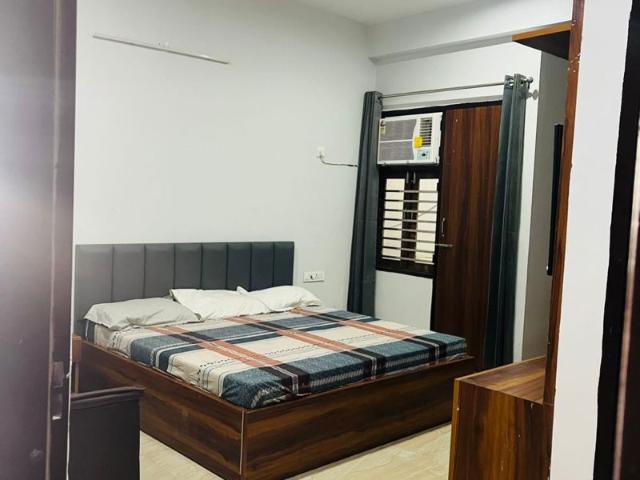 Rental | 4 BHK 550 Sq.Yd. Apartment in Delhi Heights