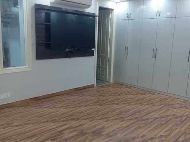 Rental | 4 BHK 660 Sq.Yd. Apartment in Vasant Vihar