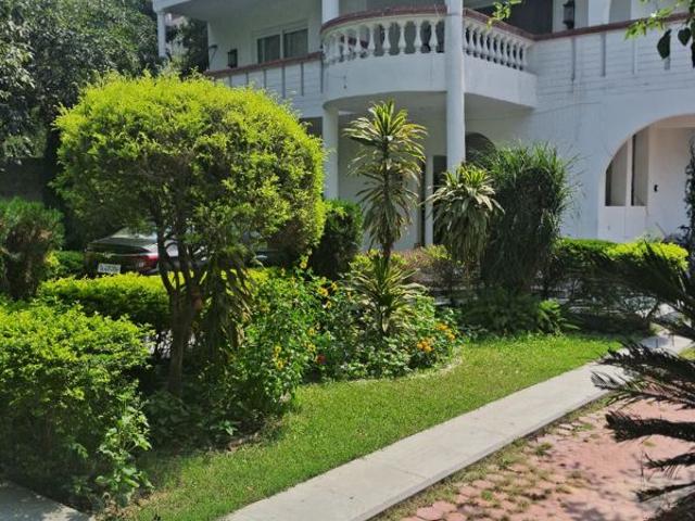 Rental | 4 BHK 8100 Sq.Ft. Villa in Anupam Garden