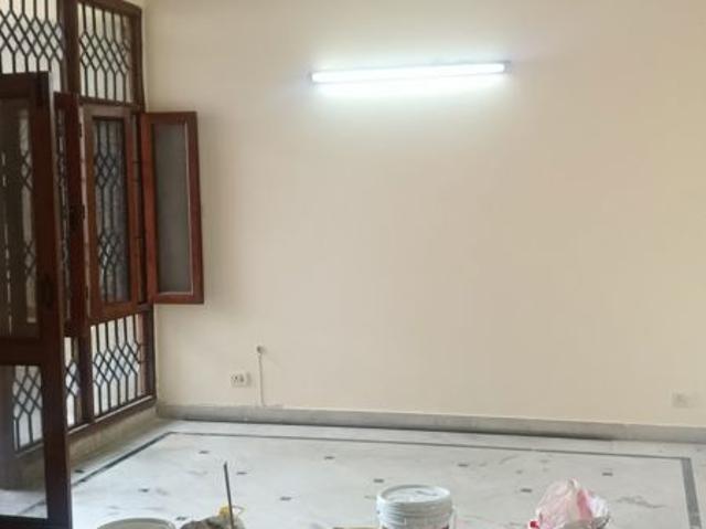 Rental | 4 BHK + Basement 2100 Sq.Ft. Apartment in Sector 45
