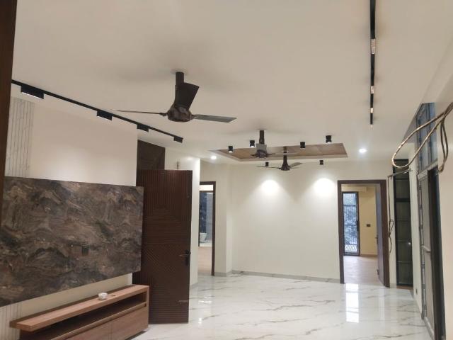 Rental | 4 BHK + Basement 500 Sq.Yd. Independent House in Greater Kailash