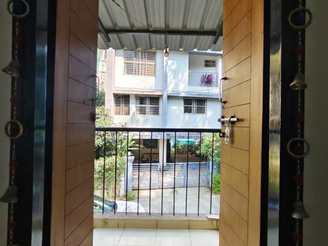 Rental | 4 BHK + Basement,Store Room 2000 Sq.Ft. Independent House in Kapil Malhar Apartment