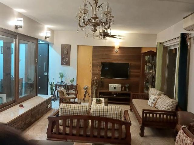 Rental | 4 BHK + Basement,Store Room 2400 Sq.Ft. Apartment in Kolte Patil 24K Opula