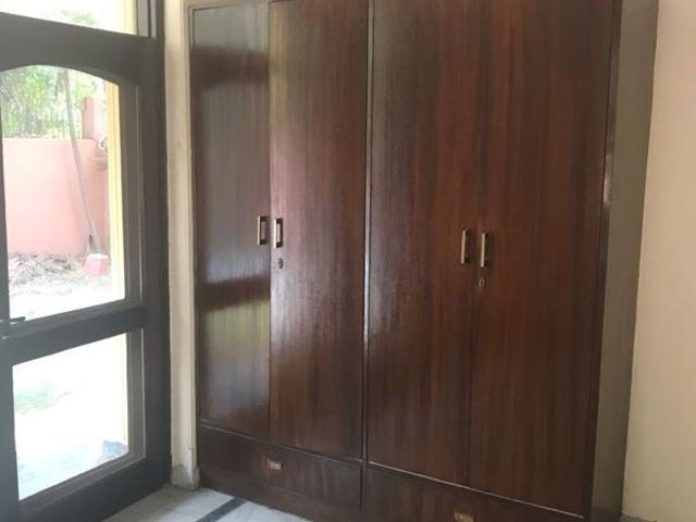 Rental | 4 BHK + Extra Room 650 Sq.Yd. Villa in West End Colony
