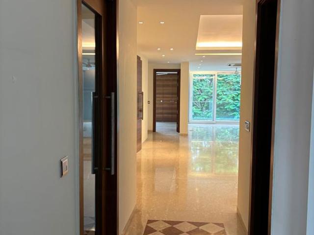 Rental | 4 BHK + Extra Room 155 Sq.Yd. Independent House in Sarvapriya Vihar
