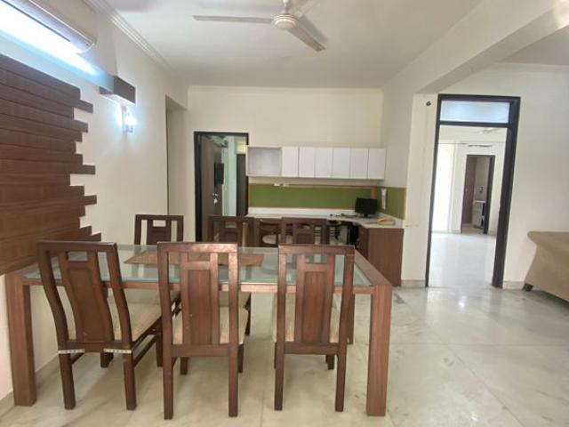 Rental | 4 BHK + Extra Room 1900 Sq.Ft. Apartment in Sector 5 Dwarka