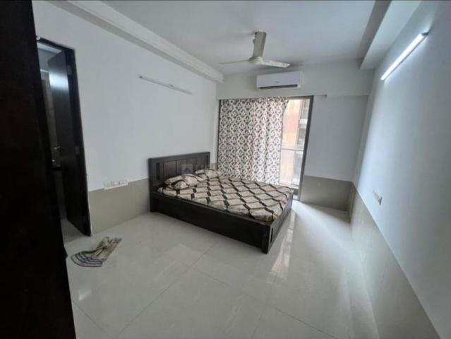 Rental | 4 BHK + Extra Room 2100 Sq.Ft. Apartment in Adani Western Heights Sky Apartments