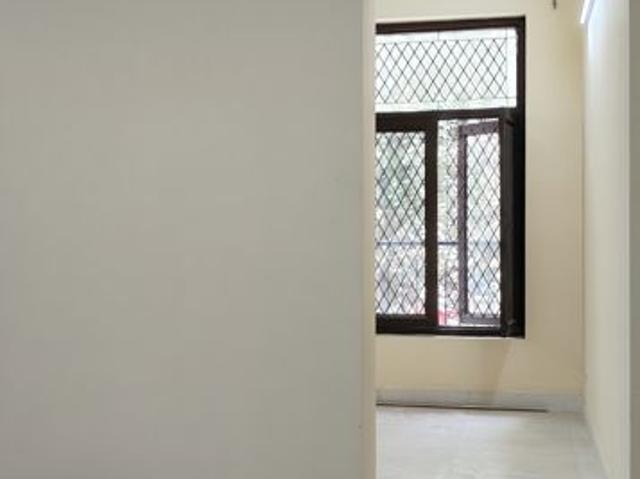 Rental | 4 BHK + Extra Room 2500 Sq.Ft. Apartment in Vasant Kunj
