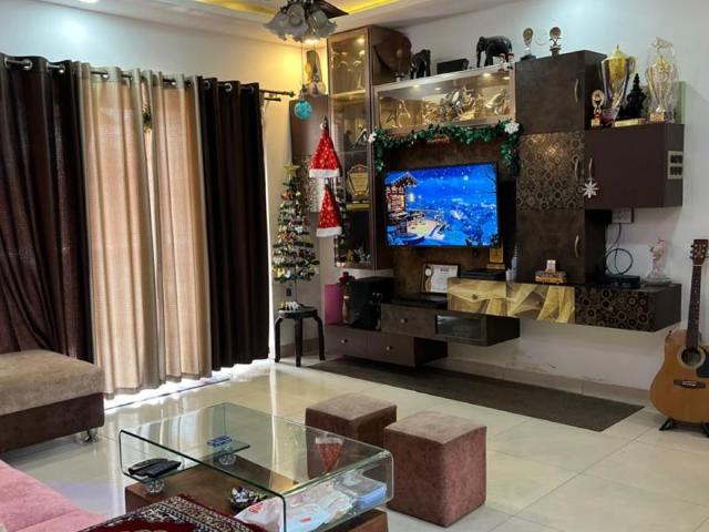Rental | 4 BHK + Extra Room 3500 Sq.Ft. Apartment in Fortileza Apartment