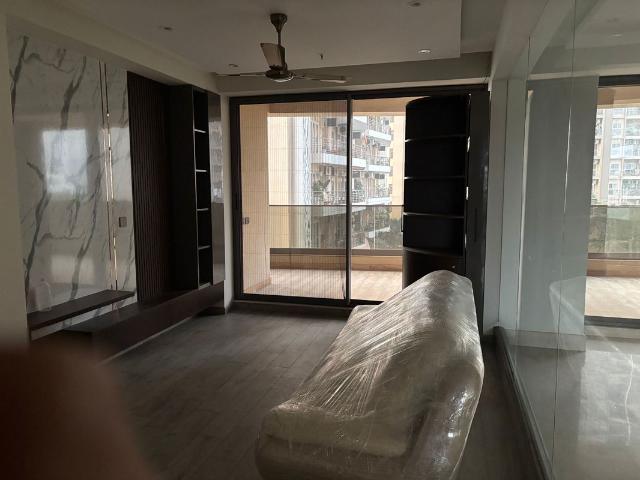 Rental | 4 BHK + Servant Room,Extra Room 4455 Sq.Ft. Apartment in ABA Cleo Gold
