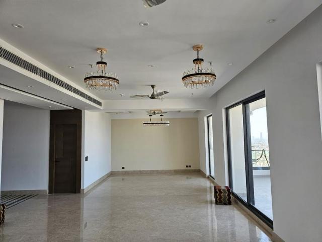 Rental | 4 BHK + Servant Room,Extra Room 4482 Sq.Ft. Apartment in ABA County 107