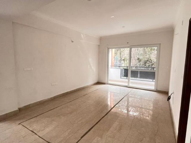 Rental | 4 BHK + Servant Room,Extra Room 5500 Sq.Ft. Apartment in MG Road