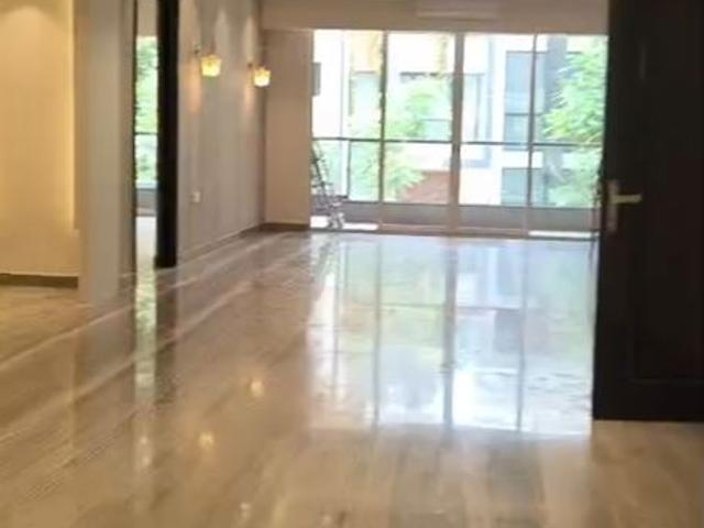 Rental | 4 BHK + Servant Room,Store Room 4050 Sq.Ft. Apartment in Adani Samsara Vilasa