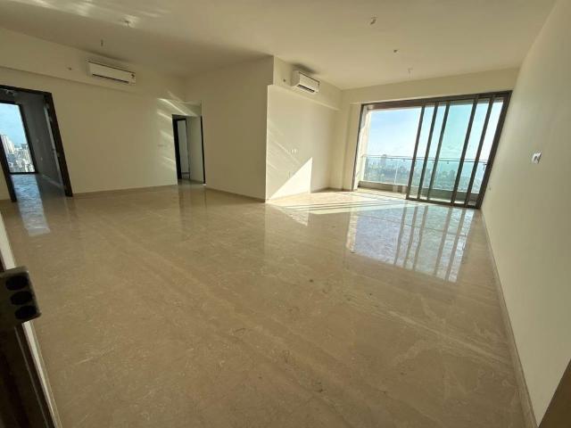 Rental | 4 BHK + Servant Room,Study Room 1780 Sq.Ft. Apartment in Piramal Mahalaxmi