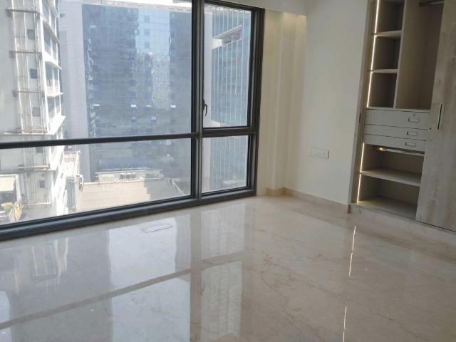 Rental | 4 BHK + Servant Room,Study Room 1879 Sq.Ft. Apartment in Omkar 1973