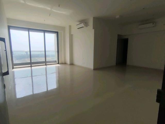 Rental | 4 BHK + Servant Room,Study Room 1890 Sq.Ft. Apartment in Piramal Mahalaxmi