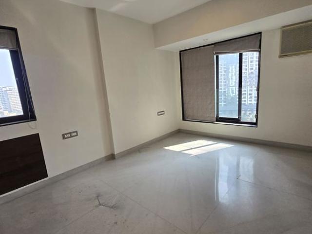 Rental | 4 BHK + Servant Room,Study Room 1890 Sq.Ft. Apartment in Prabhadevi CHS