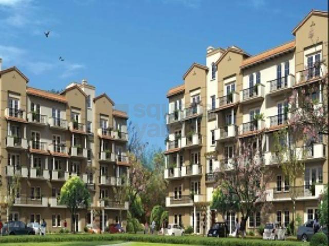 Rental | 4 BHK + Servant Room,Study Room 2050 Sq.Ft. Apartment in Emaar Emerald Floors Premier