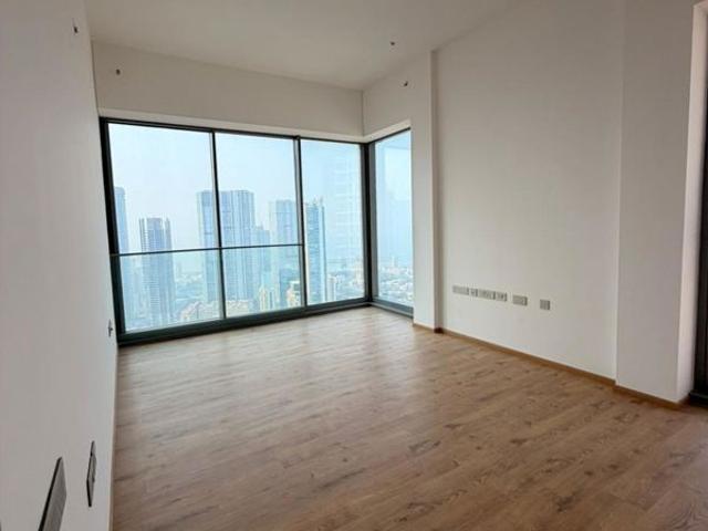 Rental | 4 BHK + Servant Room,Study Room 2340 Sq.Ft. Apartment in Rustomjee Crown