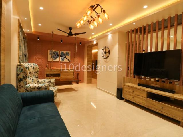 Rental | 4 BHK + Servant Room,Study Room 2450 Sq.Ft. Apartment in Chandrarang Wisdom Park