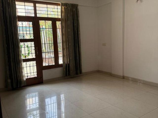 Rental | 4 BHK + Servant Room,Study Room,Basement 4800 Sq.Ft. Independent House in AR Avenue