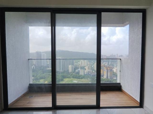 Rental | 4 BHK + Servant Room 1550 Sq.Ft. Apartment in Raymond The Address