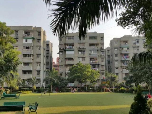 Rental | 4 BHK + Servant Room 1600 Sq.Ft. Apartment in Patparganj